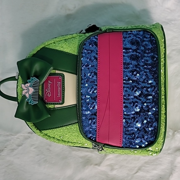 🩷💙Loungefly Mulan Sequins Mini Backpack/Wallet Bundle - Picture 2 of 11